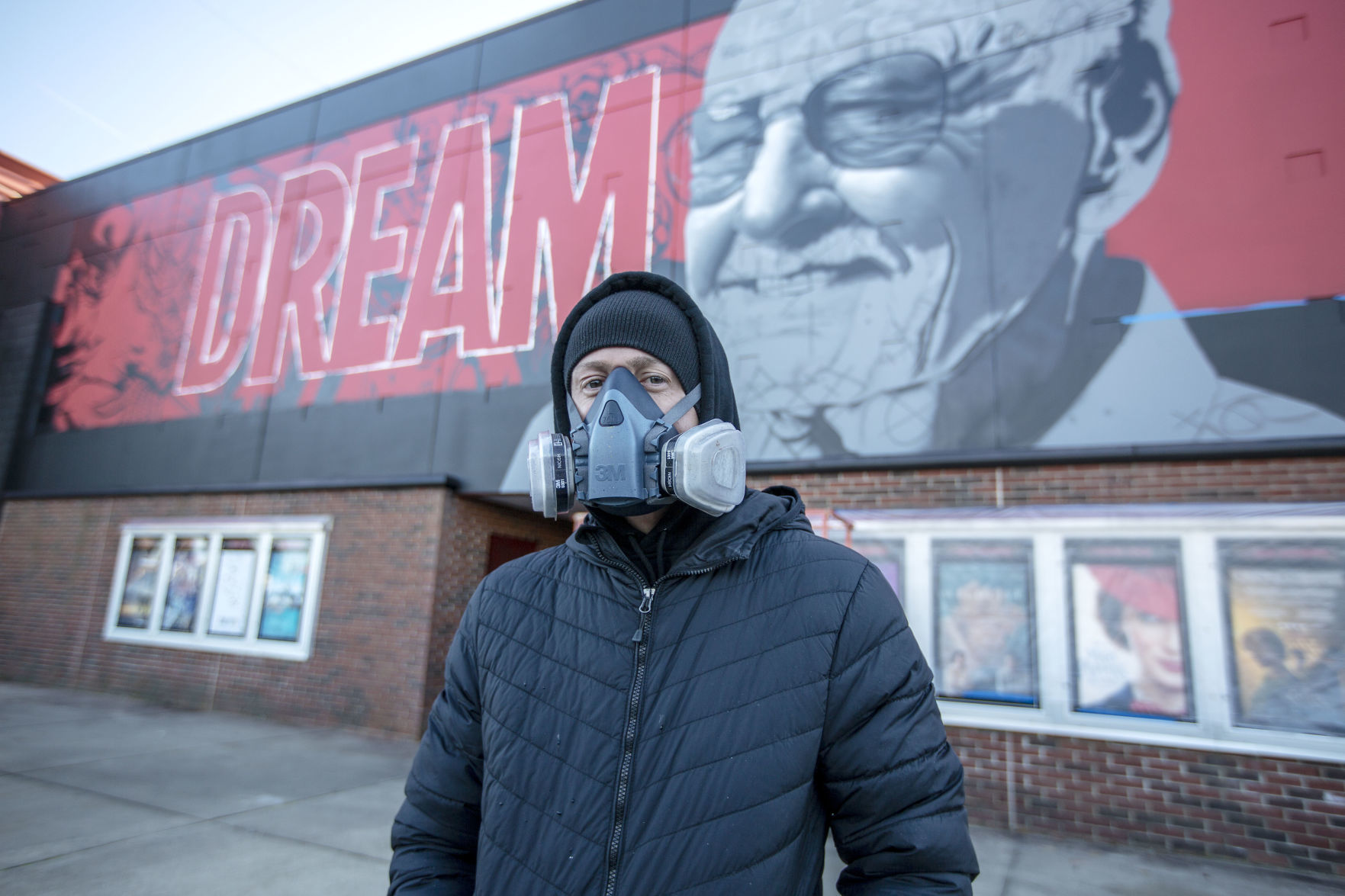20181125g_nws_murals